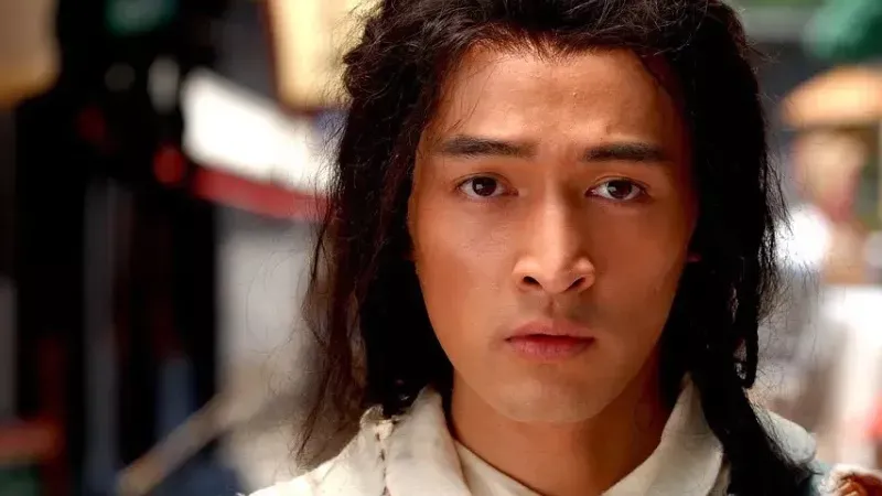 Hu Ge as Guo Jing in 2008 series