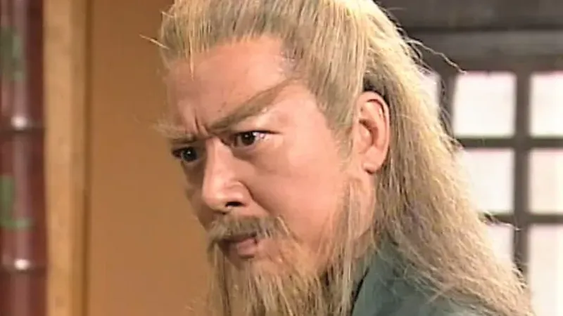 Felix Lok as Huang Yaoshi in 1994 series