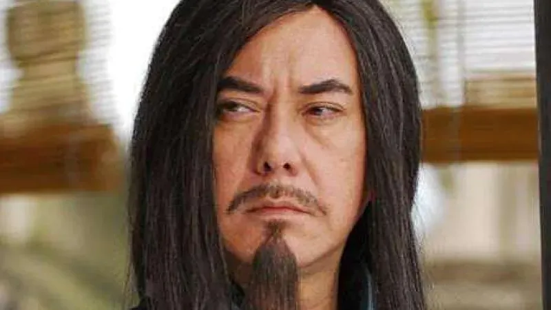 Anthony Wong as Huang Yaoshi in 2008 series